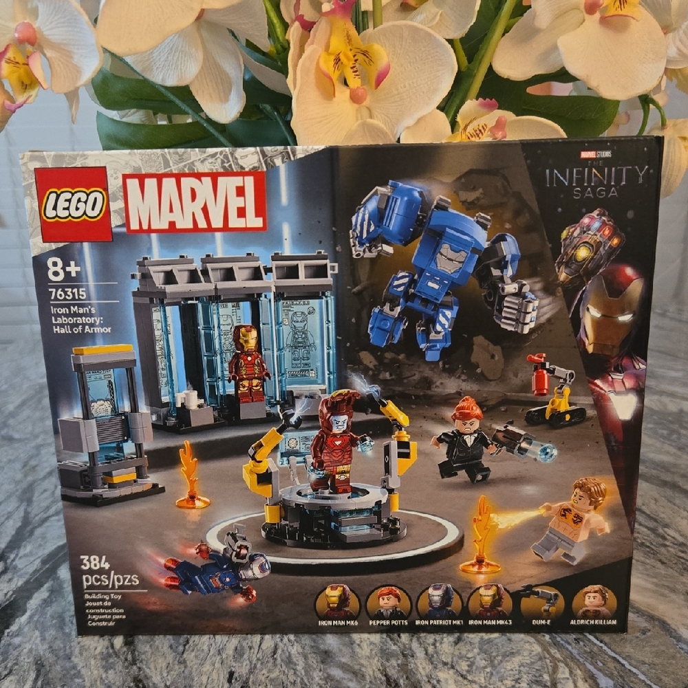 LEGO Marvel Iron Man Hall of Armor Set